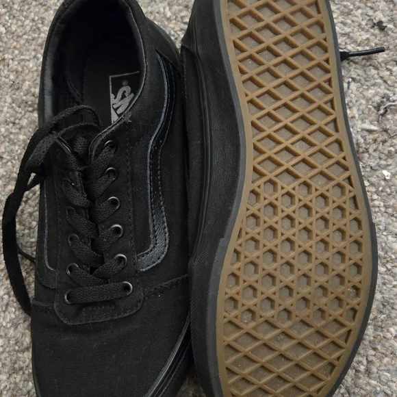 Vans Black Canvas Low-Top Sneakers - Picture 7 of 7
